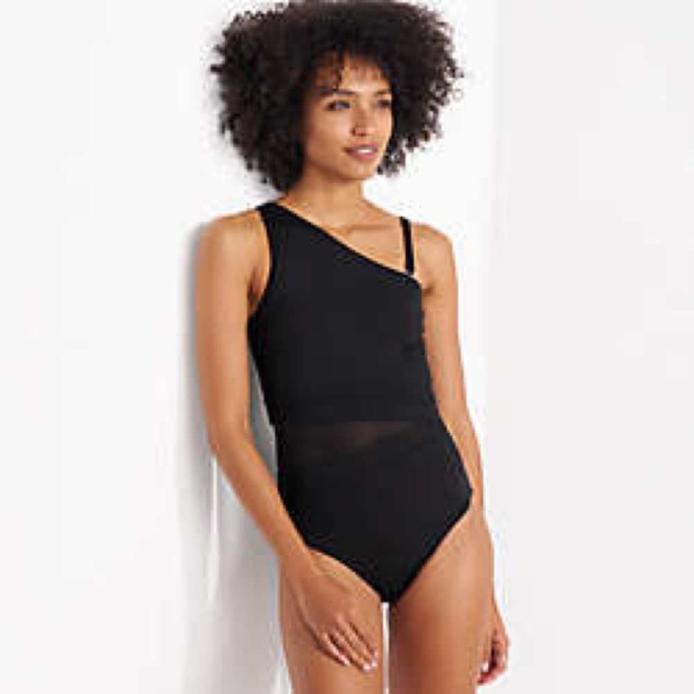 Land’s end swimsuit, smoothing control mesh